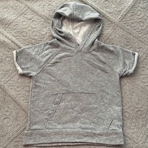 Boys short sleeved hoodie.